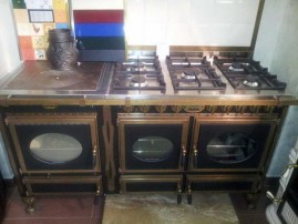 Печь-плита CASCINA 162LGE Tuscania Black с панелью, вытяжкой и рустикальным патрубком (J. Corradi)